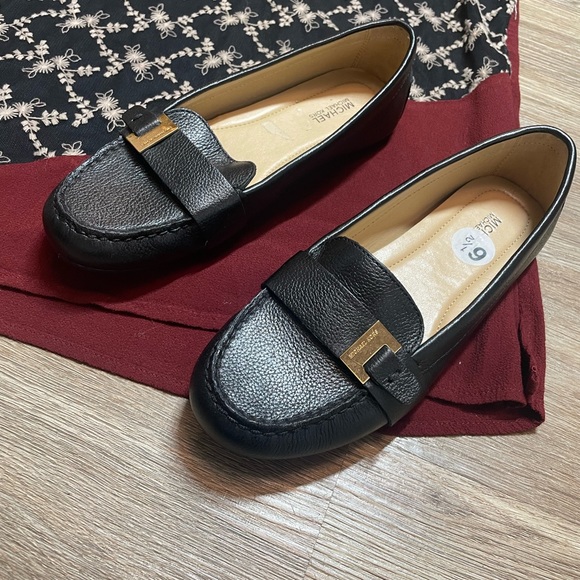 Michael Kors Loafers - Picture 9 of 14
